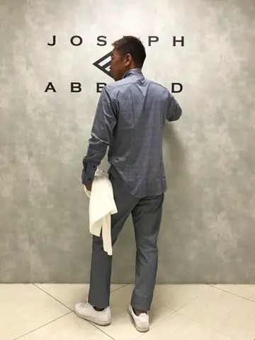 JOSEPH ABBOUD 佐藤 コーディネート画像