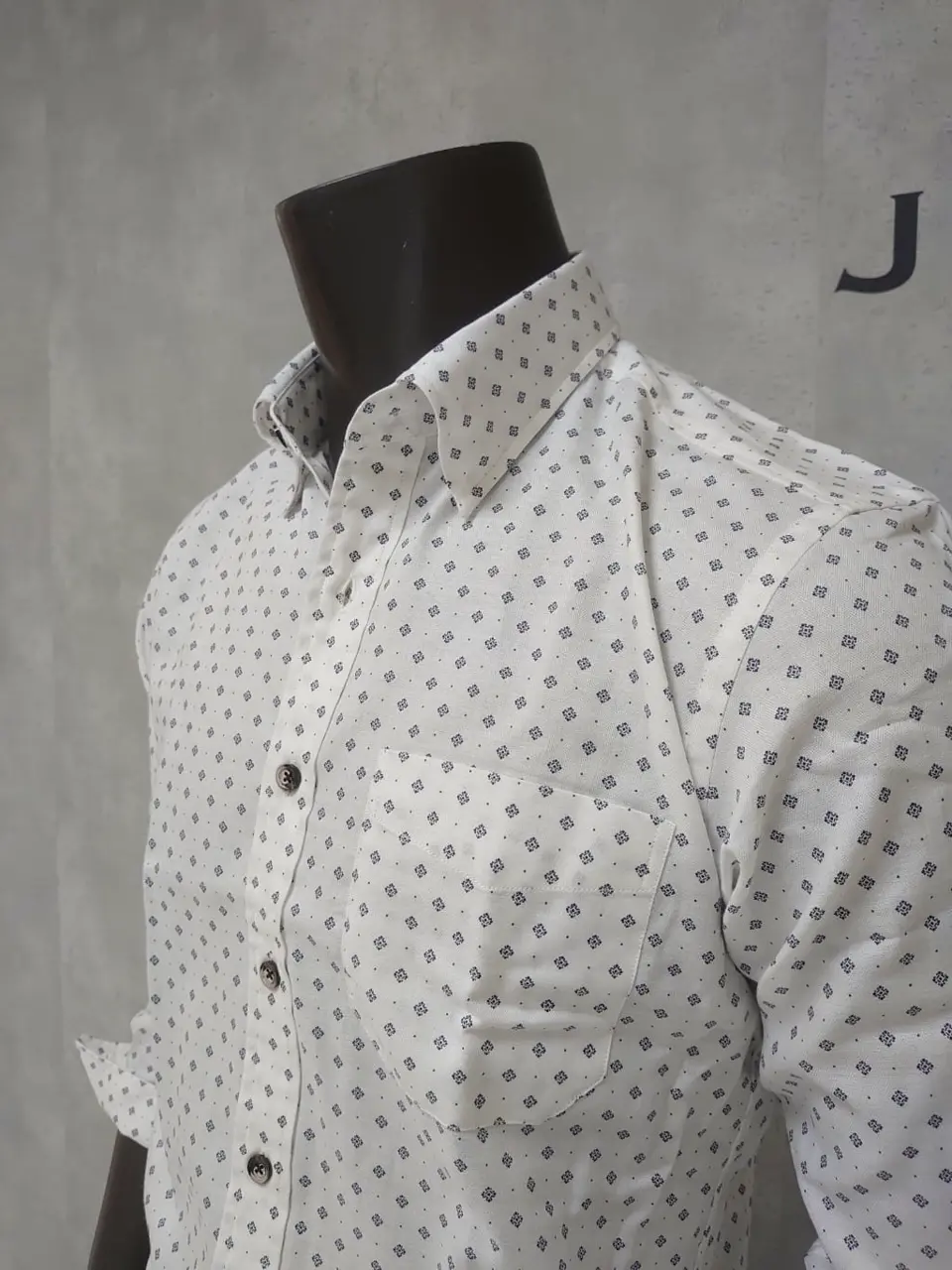 JOSEPH ABBOUD 石川 コーディネート画像