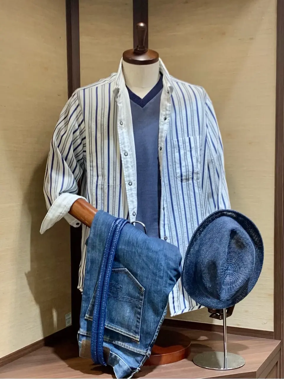  秦 コーディネート画像