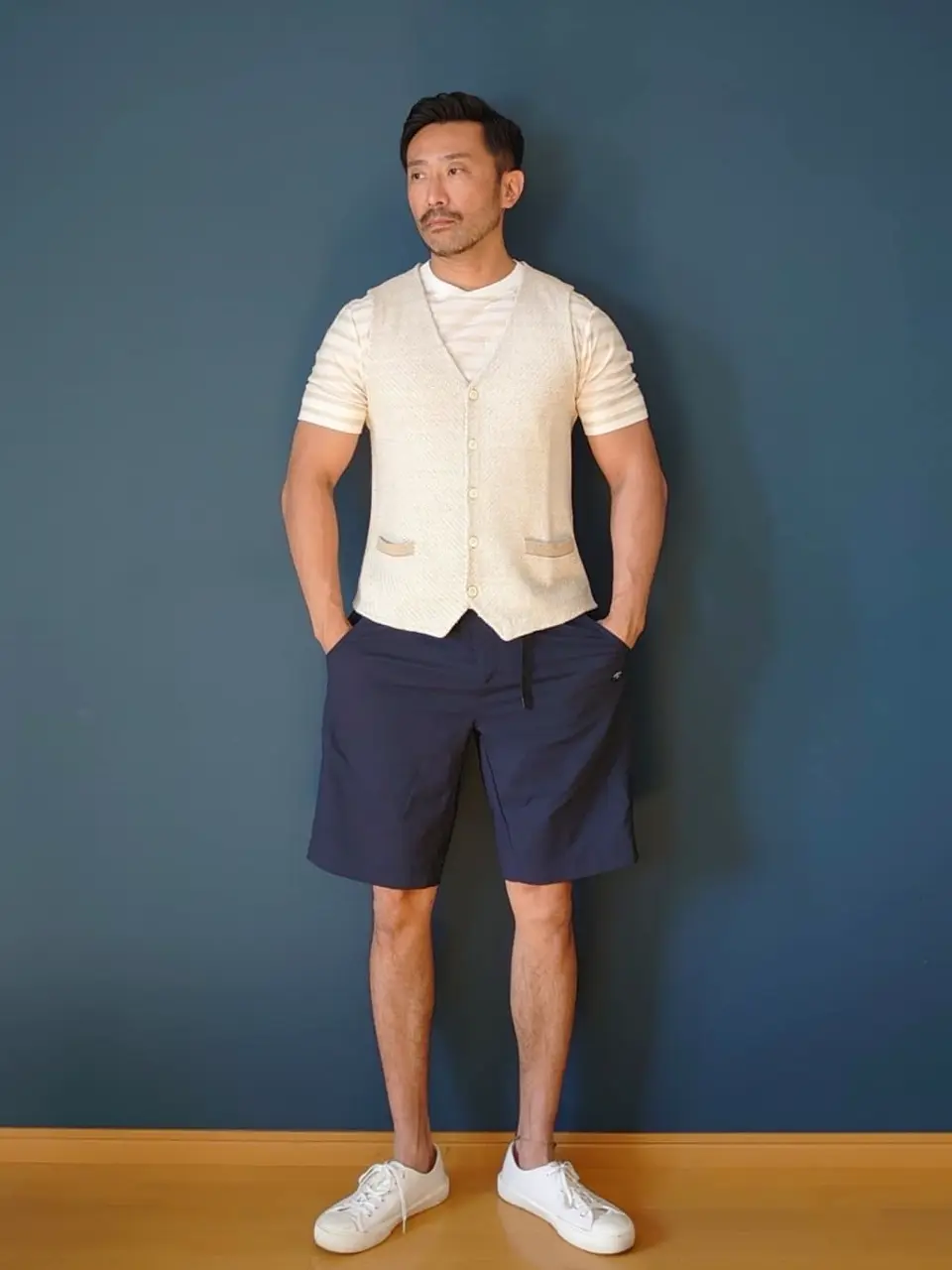 JOSEPH ABBOUD 安東 コーディネート画像