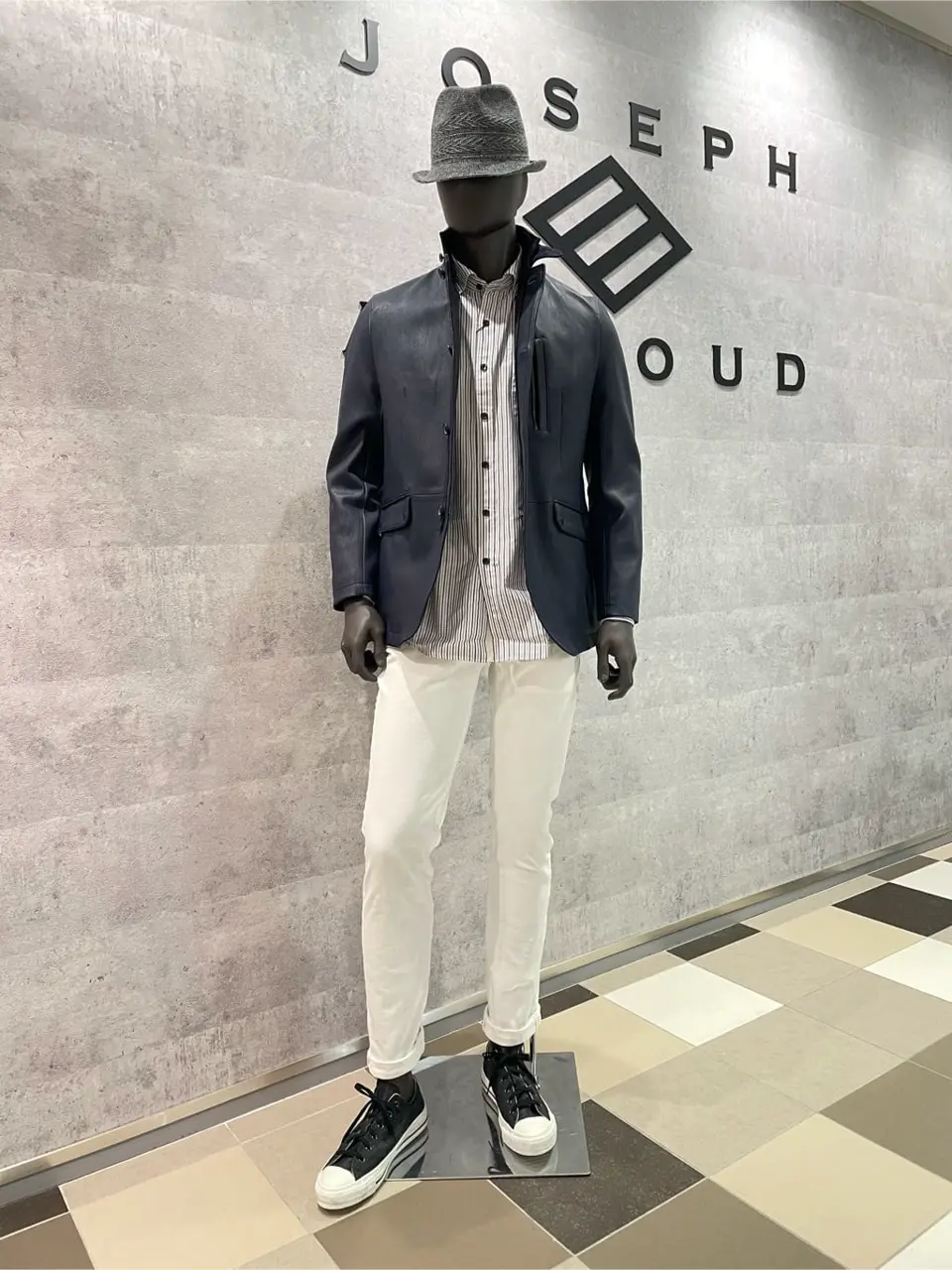  東　 コーディネート画像