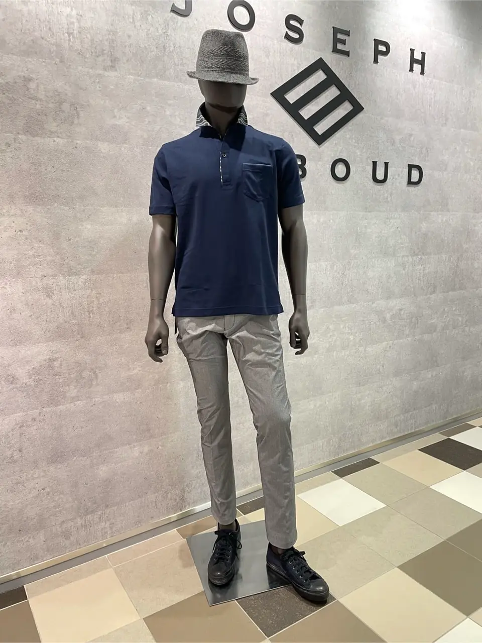  東　 コーディネート画像