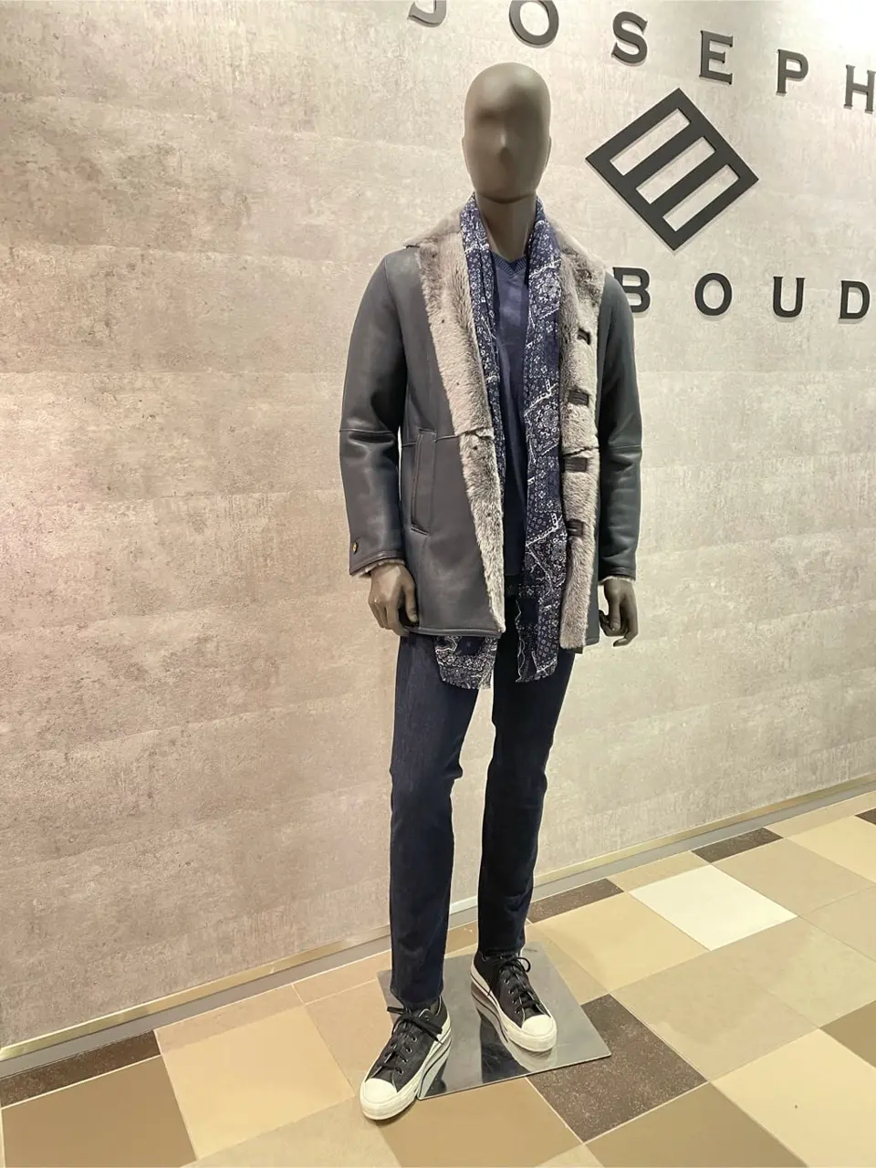  東　 コーディネート画像