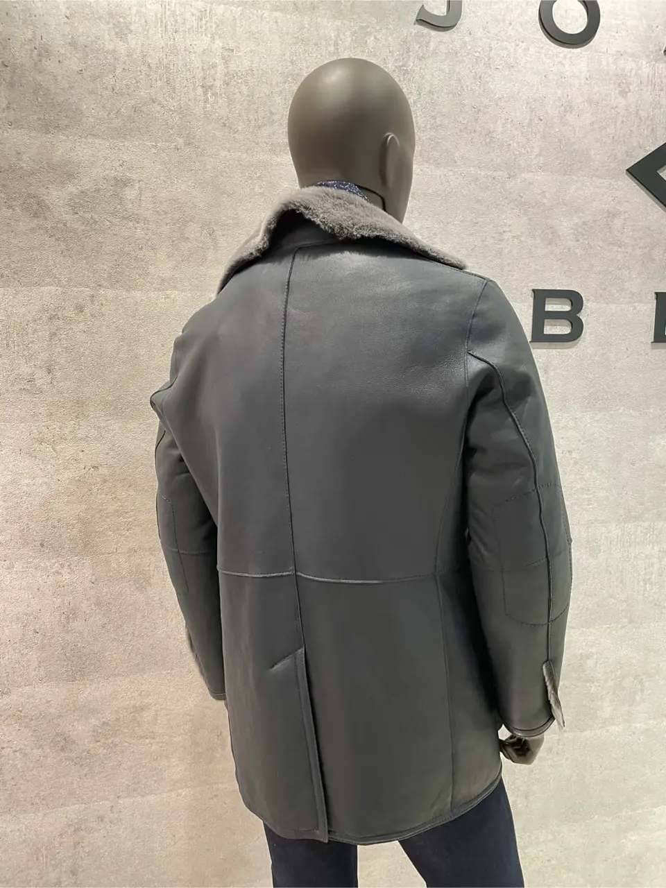 JOSEPH ABBOUD 東　 コーディネート画像