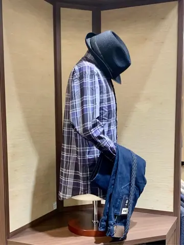 JOSEPH ABBOUD 秦 コーディネート画像