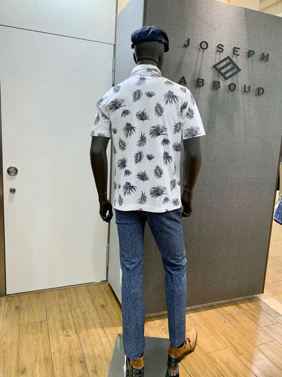 JOSEPH ABBOUD 草野 コーディネート画像