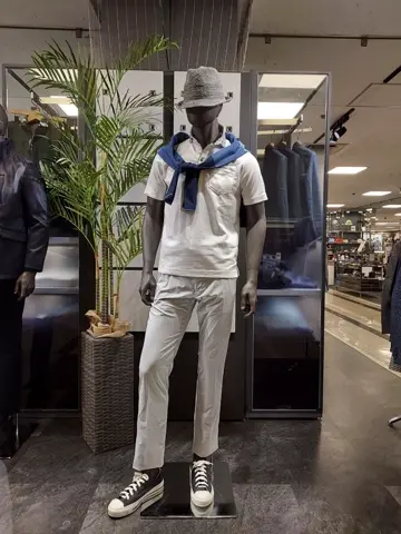 JOSEPH ABBOUD 宮下 コーディネート画像