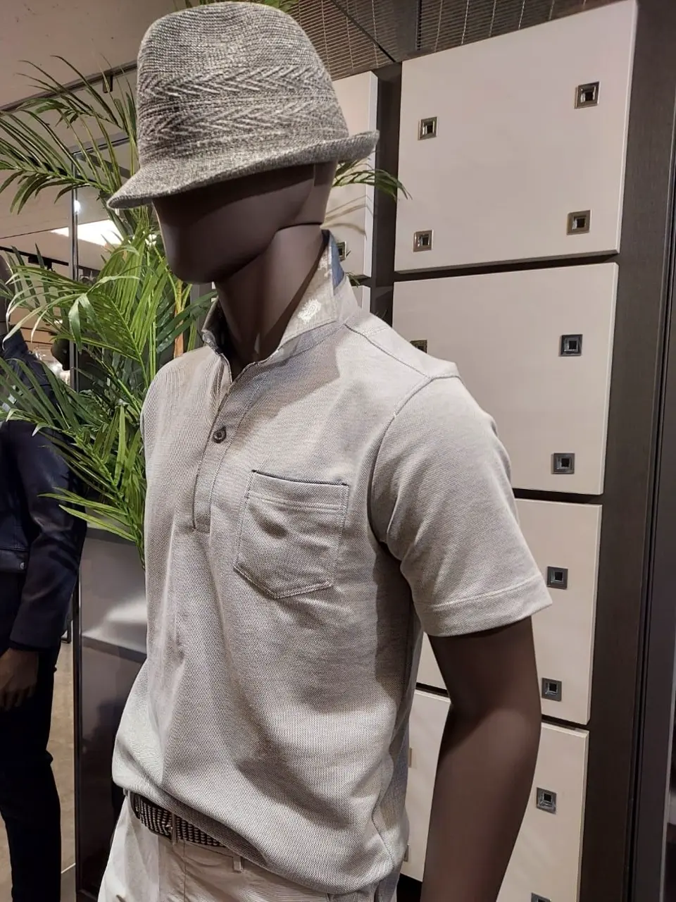 JOSEPH ABBOUD 宮下 コーディネート画像