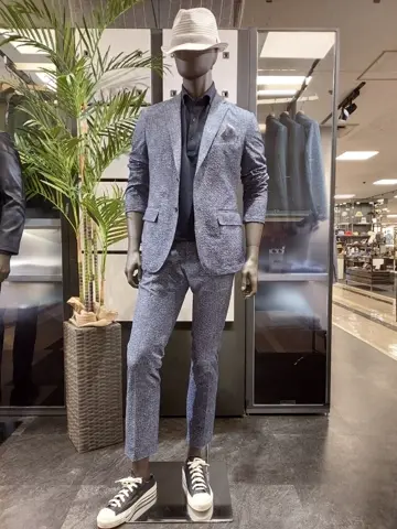 JOSEPH ABBOUD 宮下 コーディネート画像