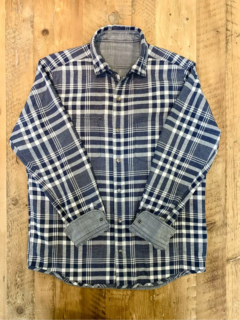 JOSEPH ABBOUD スタッフ コーディネート画像