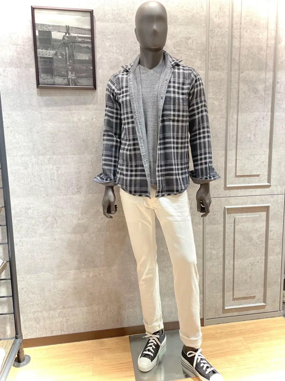  東　 コーディネート画像