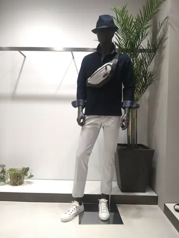 JOSEPH ABBOUD 重留 コーディネート画像