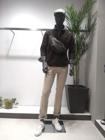 JOSEPH ABBOUD 重留 コーディネート画像