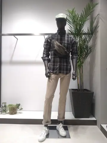 JOSEPH ABBOUD 重留 コーディネート画像