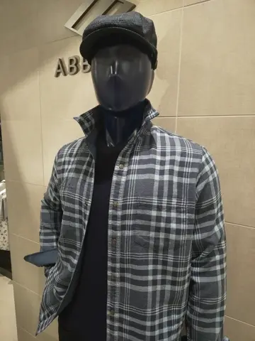 JOSEPH ABBOUD 吉川 コーディネート画像