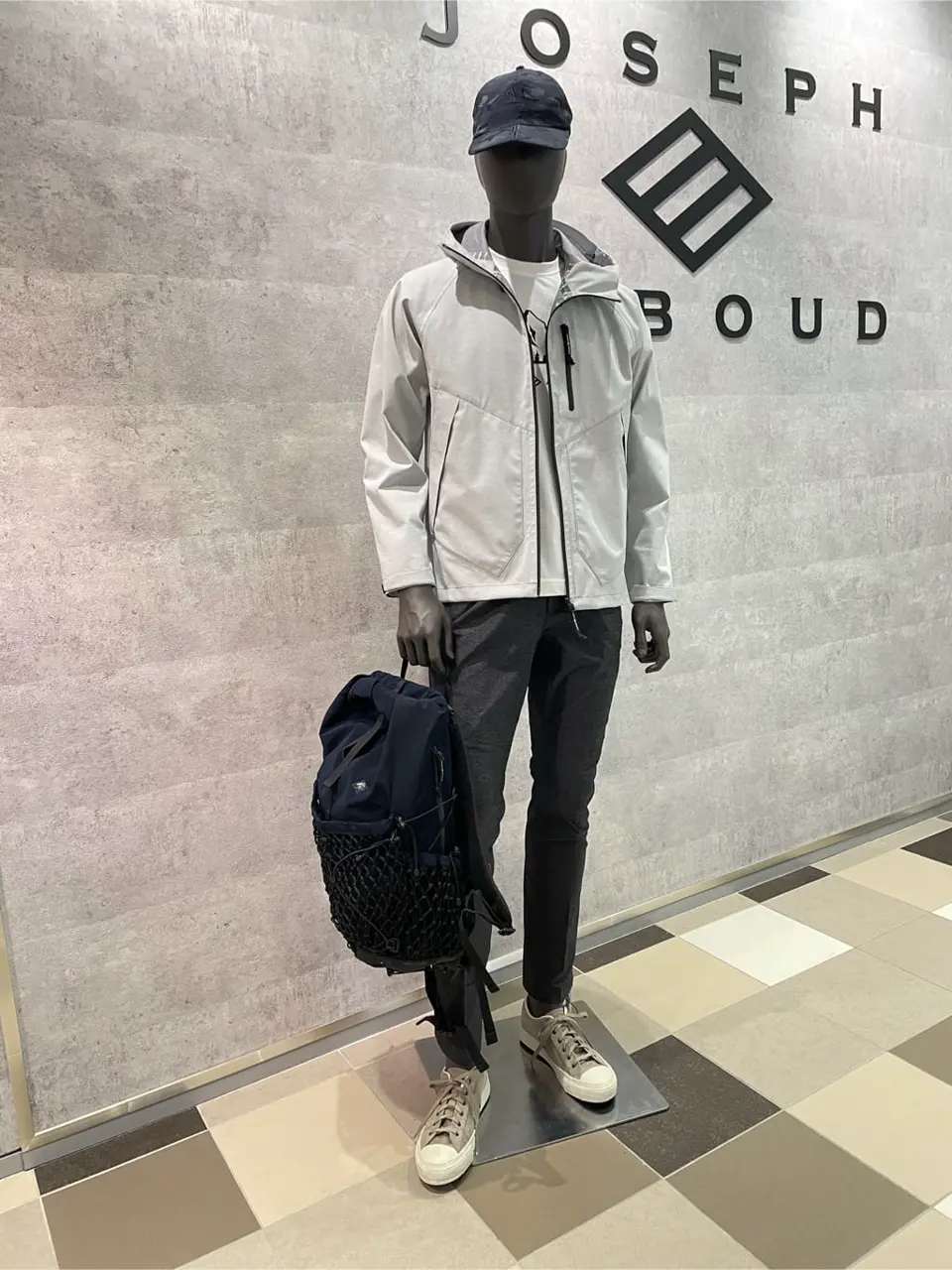  東　 コーディネート画像