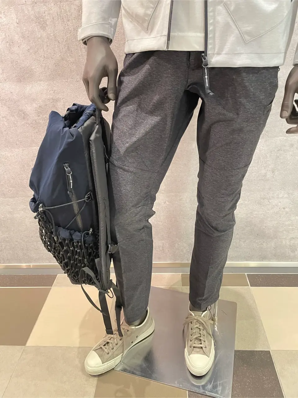 JOSEPH ABBOUD 東　 コーディネート画像