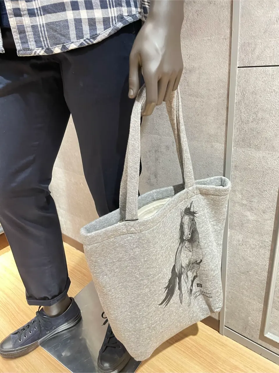 JOSEPH ABBOUD 東　 コーディネート画像