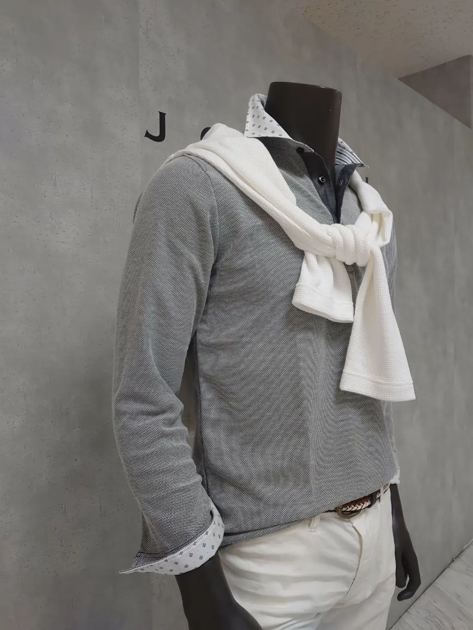 JOSEPH ABBOUD 石川 コーディネート画像