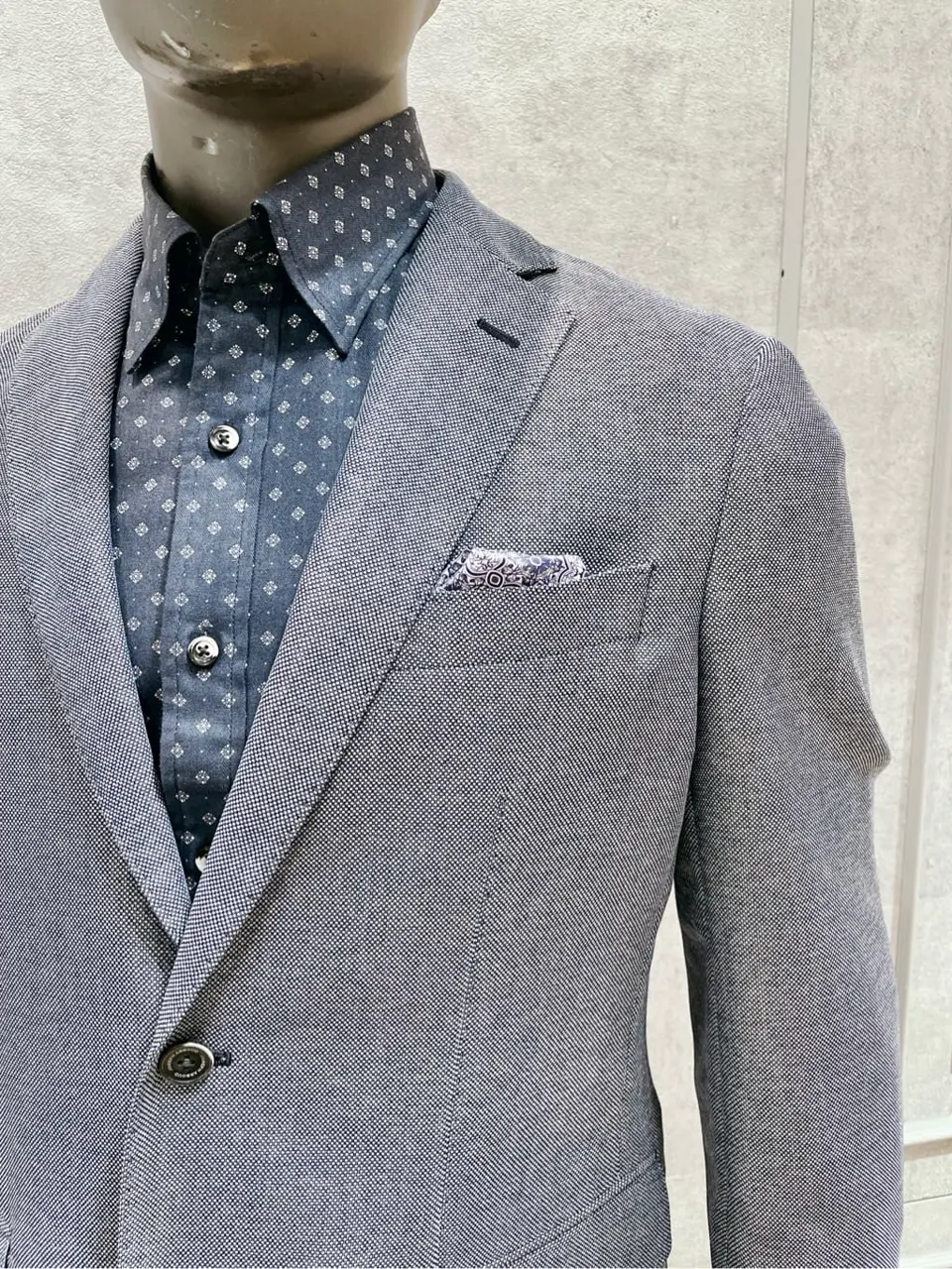 JOSEPH ABBOUD 二澤 コーディネート画像