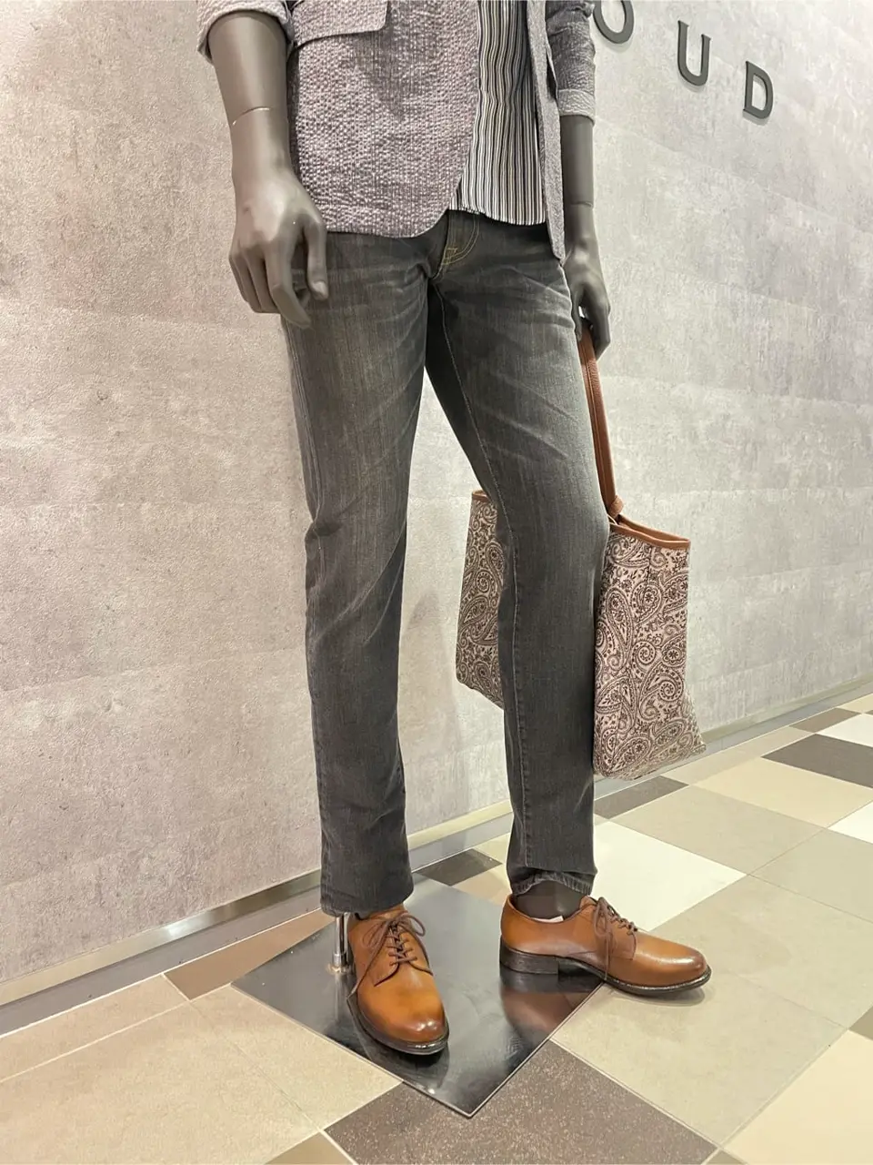 JOSEPH ABBOUD 東　 コーディネート画像