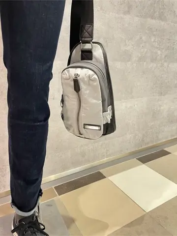 JOSEPH ABBOUD 東　 コーディネート画像