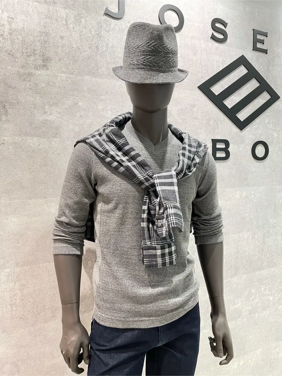 JOSEPH ABBOUD 東　 コーディネート画像