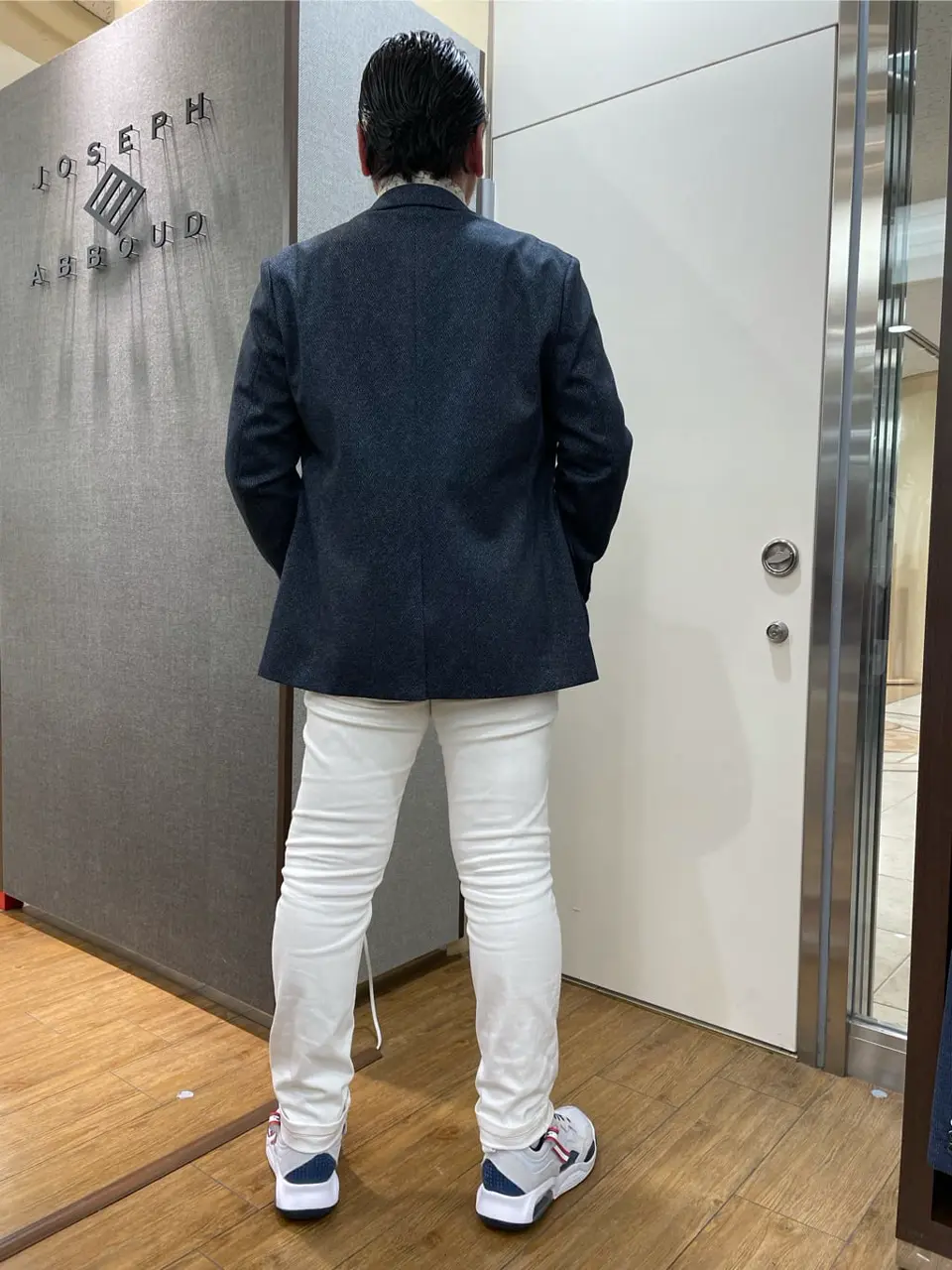 JOSEPH ABBOUD 辰見 コーディネート画像