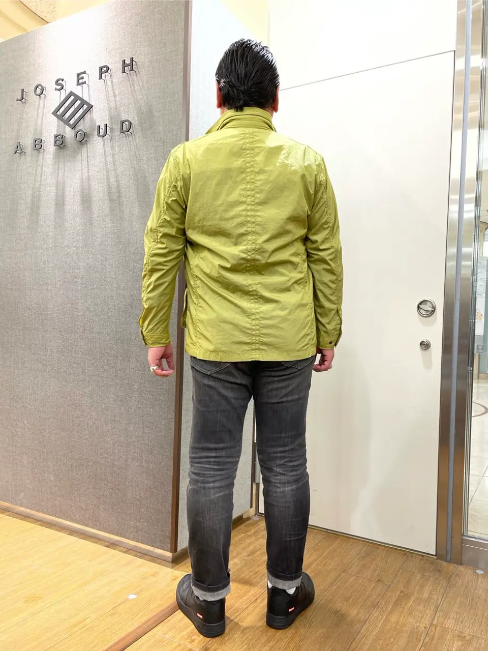 JOSEPH ABBOUD 辰見 コーディネート画像