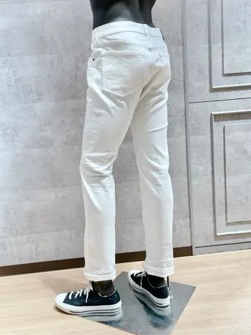 JOSEPH ABBOUD 二澤 コーディネート画像