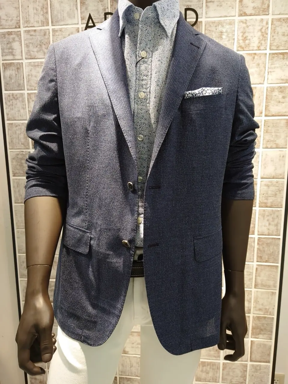 JOSEPH ABBOUD 大橋 コーディネート画像