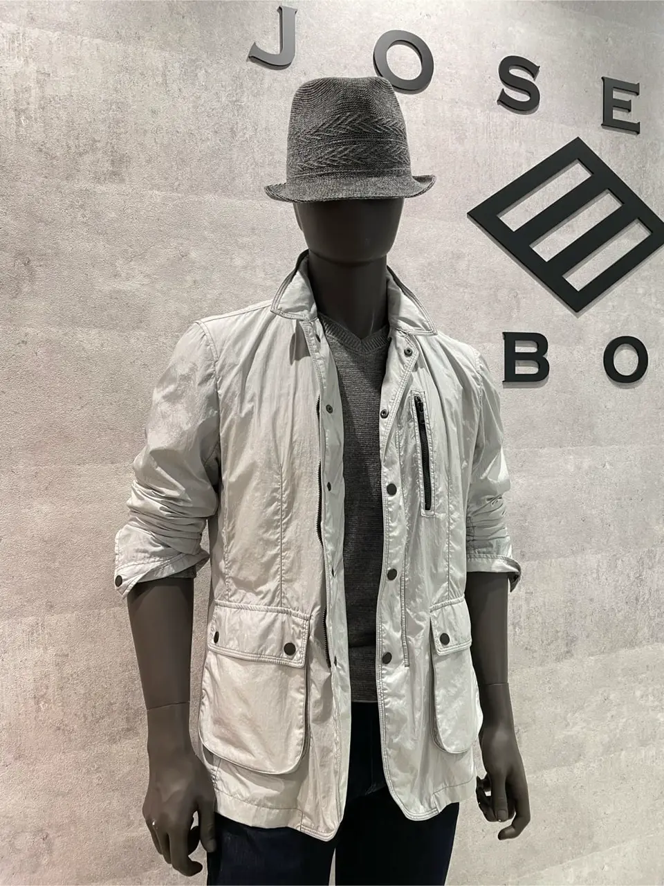 JOSEPH ABBOUD 東　 コーディネート画像