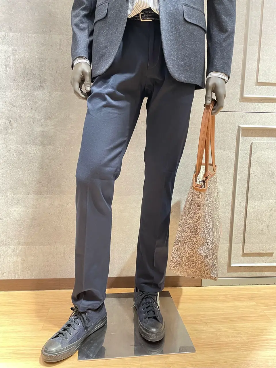 JOSEPH ABBOUD 東　 コーディネート画像