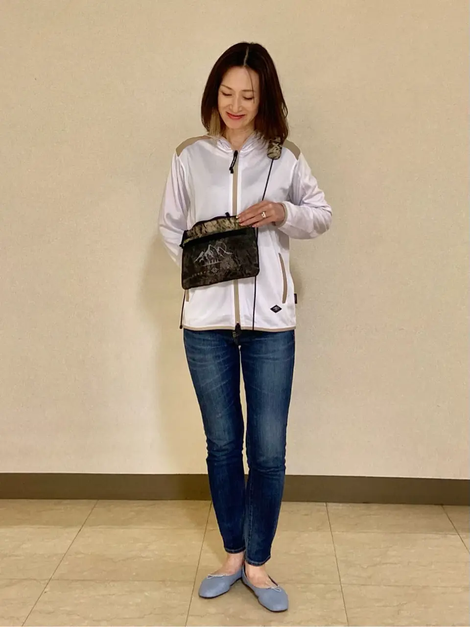  たかい　かおり コーディネート画像