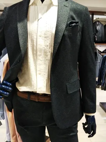 JOSEPH ABBOUD 鈴木 コーディネート画像