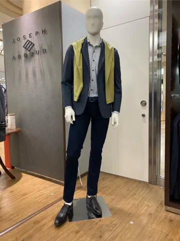 JOSEPH ABBOUD 丈六 コーディネート画像