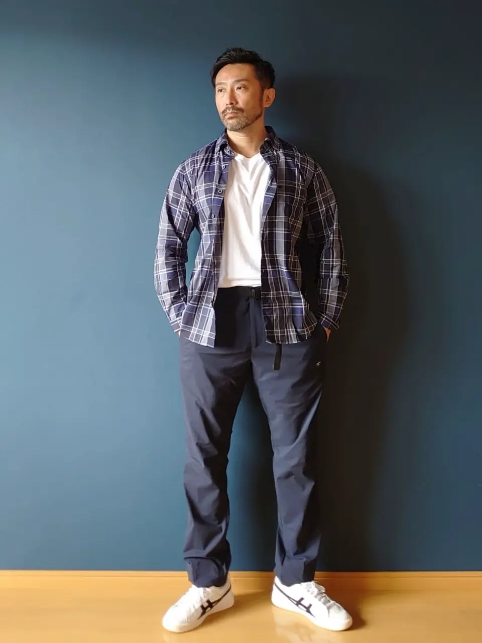 JOSEPH ABBOUD 安東 コーディネート画像