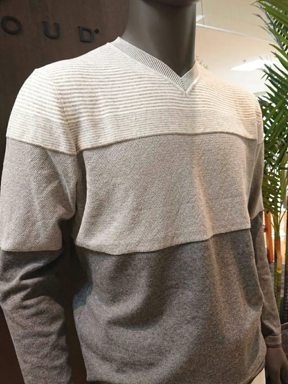 JOSEPH ABBOUD スタッフ コーディネート画像