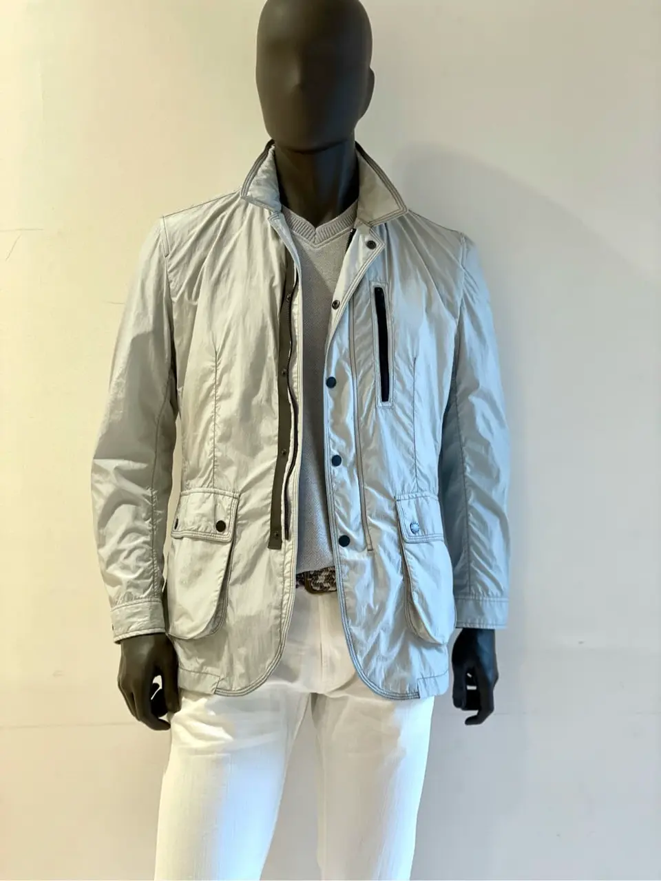 JOSEPH ABBOUD 金本 コーディネート画像