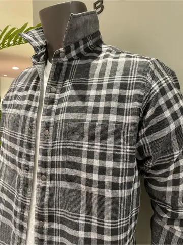 JOSEPH ABBOUD 伊津野 コーディネート画像