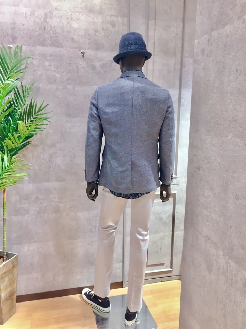 JOSEPH ABBOUD 大久 コーディネート画像