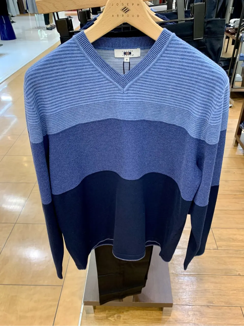 JOSEPH ABBOUD 草野 コーディネート画像