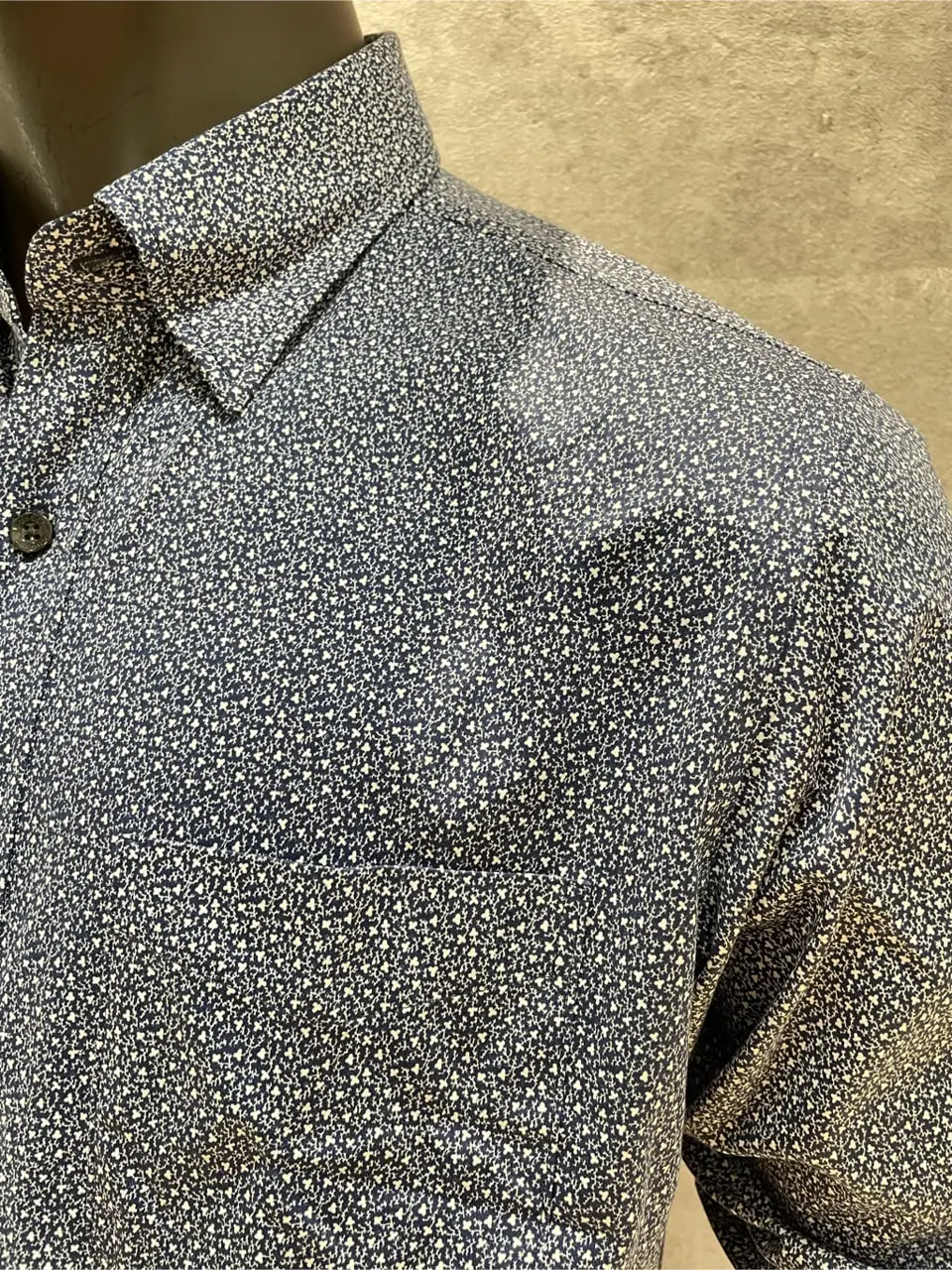 JOSEPH ABBOUD 東　 コーディネート画像