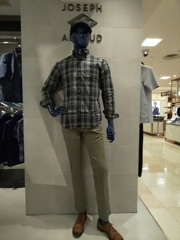 JOSEPH ABBOUD 吉川 コーディネート画像