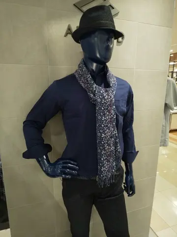 JOSEPH ABBOUD 吉川 コーディネート画像