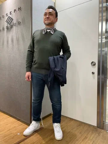 JOSEPH ABBOUD 辰見 コーディネート画像