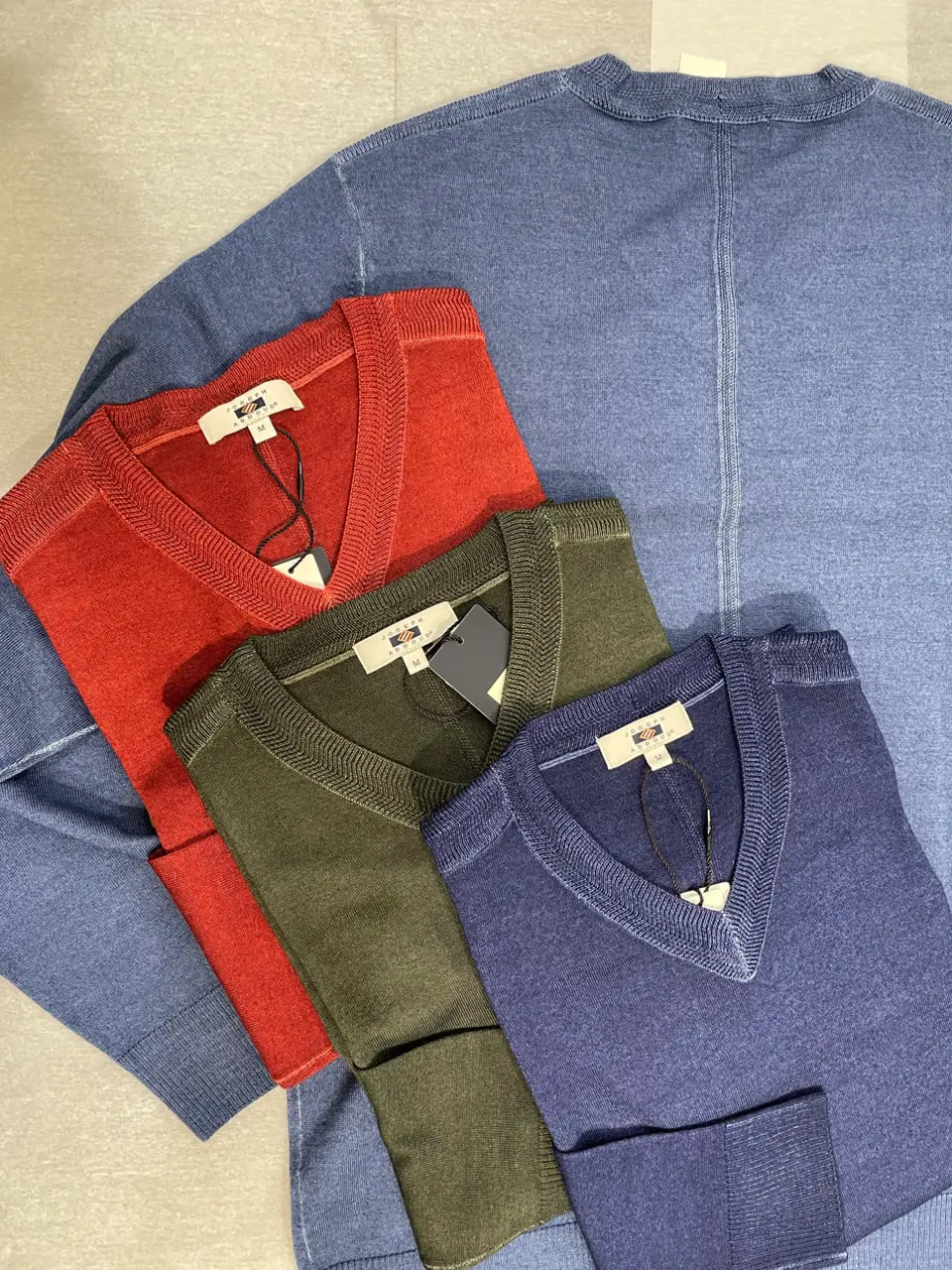 JOSEPH ABBOUD 辰見 コーディネート画像