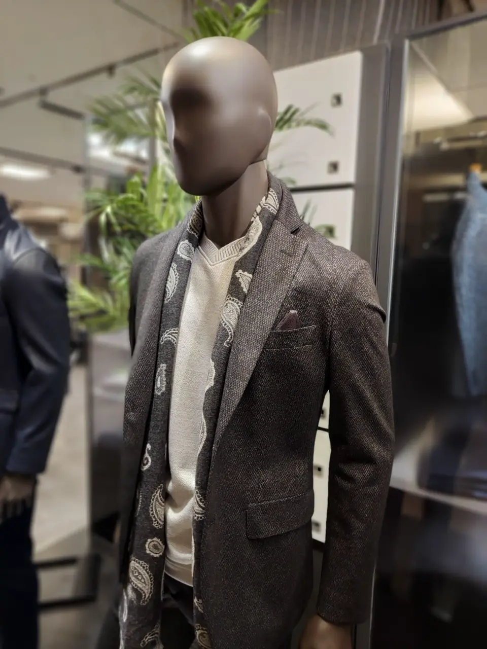 JOSEPH ABBOUD 宮下 コーディネート画像