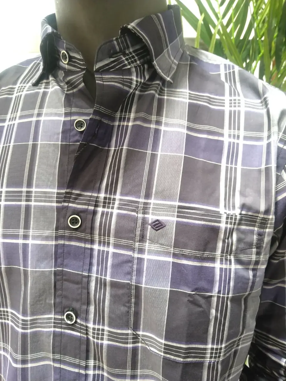 JOSEPH ABBOUD 重留 コーディネート画像