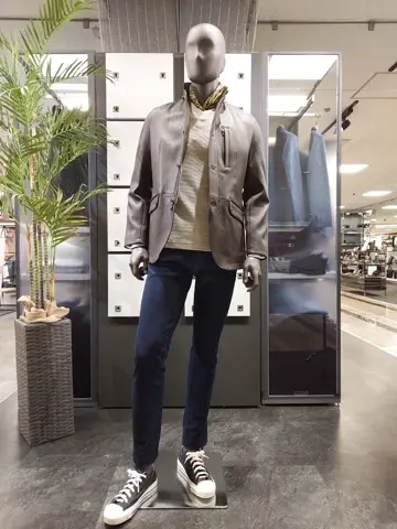 JOSEPH ABBOUD 宮下 コーディネート画像